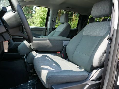 Used 2025 Ford F350 XLT w/ 360-Degree Camera Package AWD/4WD image 13