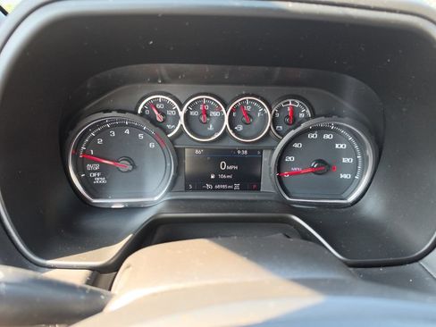 Used 2021 Chevrolet Tahoe Z71 w/ Luxury Package AWD/4WD image 13
