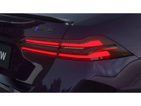 New 2026 BMW M5 w/ Carbon Package image 8