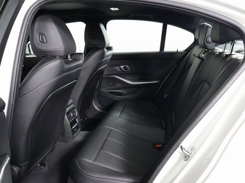 Used 2025 BMW 330i Sedan w/ Convenience Package RWD image 11