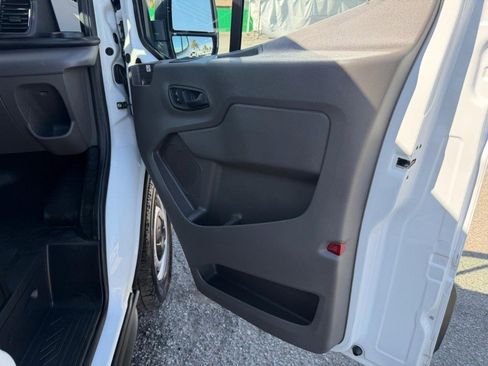 Used 2020 Ford Transit 150 Low Roof RWD image 24