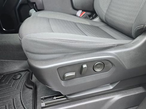 Used 2024 GMC Sierra 2500 SLE w/ SLE Value Package; image 32