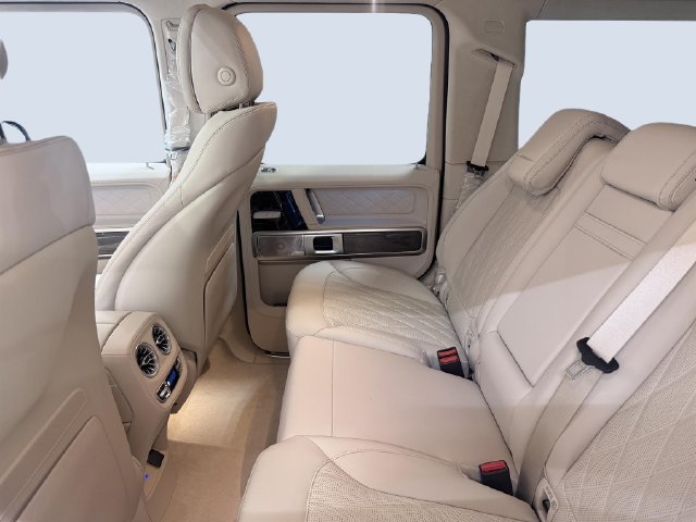 New 2027 Mercedes-Benz G 580 e image 7