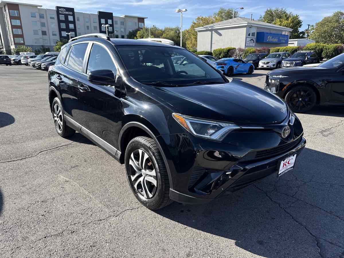 Used 2017 Toyota RAV4 LE w/ Carpet Mat Package FWD image 4