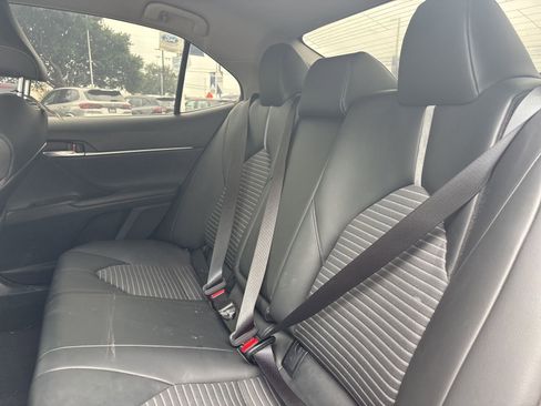 Used 2024 Toyota Camry SE FWD image 9