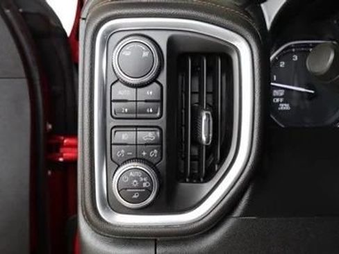 Used 2019 GMC Sierra 1500 AT4 w/ AT4 Preferred Package AWD/4WD image 17