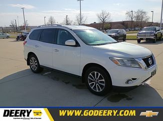 Used 2014 Nissan Pathfinder SV w/ Trailer Tow Package video 1