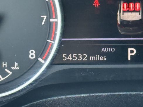 Used 2024 Nissan Rogue S AWD/4WD image 23
