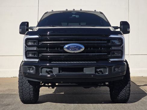 Used 2025 Ford F250 Platinum w/ Tremor Off-Road Package AWD/4WD image 7