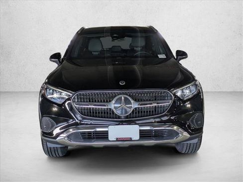 Used 2023 Mercedes-Benz GLC 300 4MATIC image 5