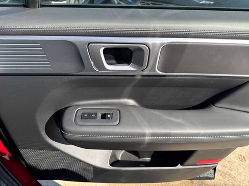 Used 2025 Hyundai Santa Fe XRT image 22