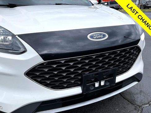 Used 2020 Ford Escape Titanium w/ Titanium Premium Package 2.0 AWD/4WD image 28