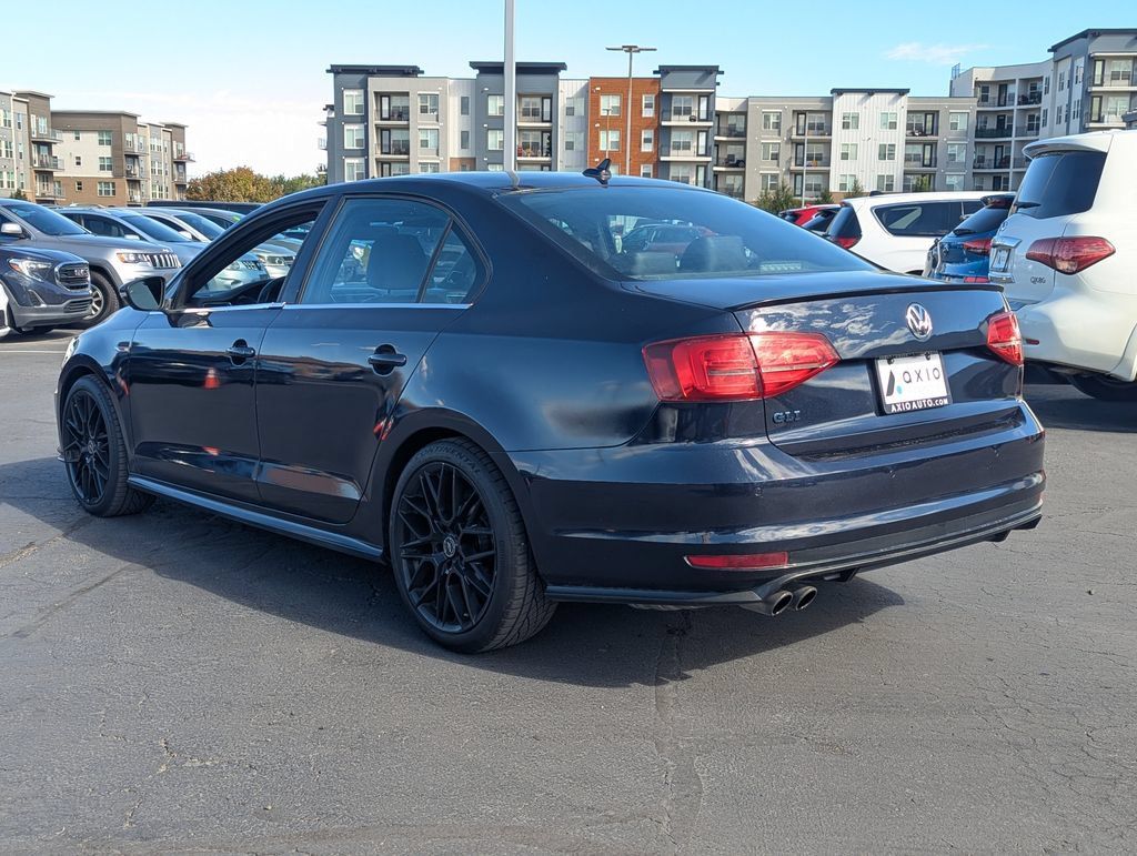 Used 2018 Volkswagen Jetta GLI FWD image 7