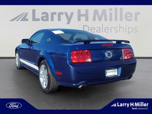Used 2006 Ford Mustang GT Premium image 3