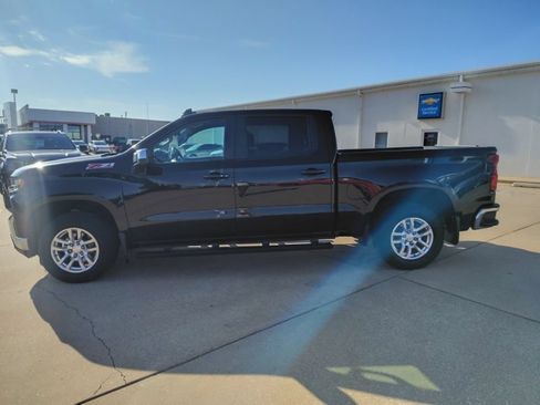 Used 2021 Chevrolet Silverado 1500 LT AWD/4WD image 7