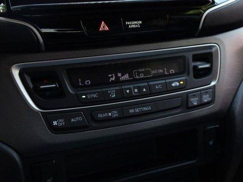 Used 2025 Honda Ridgeline RTL image 13