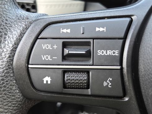 Certified 2024 Honda HR-V LX image 10
