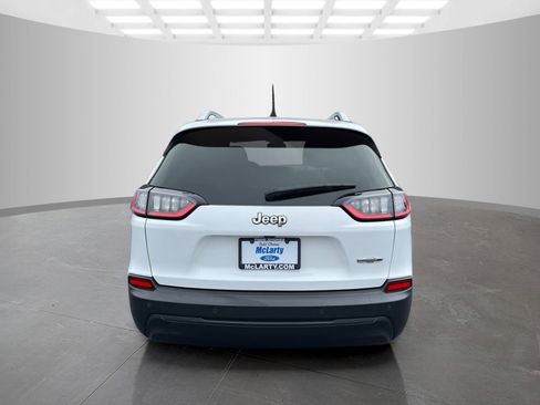 Used 2020 Jeep Cherokee Latitude Plus image 5