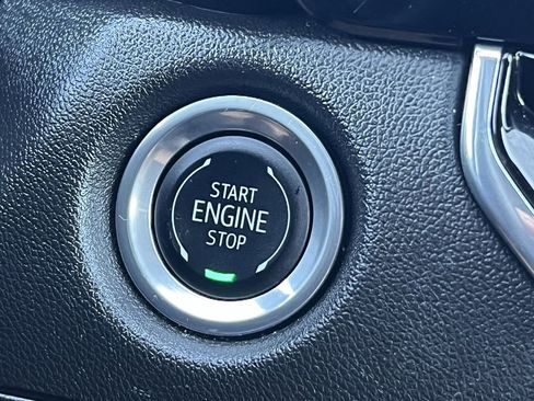 Used 2024 Chevrolet Colorado W/T w/ WT Convenience Package image 9