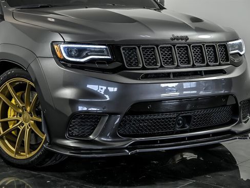 Used 2019 Jeep Grand Cherokee Trackhawk AWD/4WD image 2