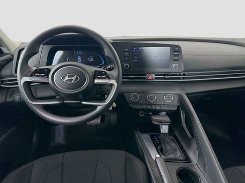 New 2026 Hyundai Elantra SE w/ Cargo Package image 17