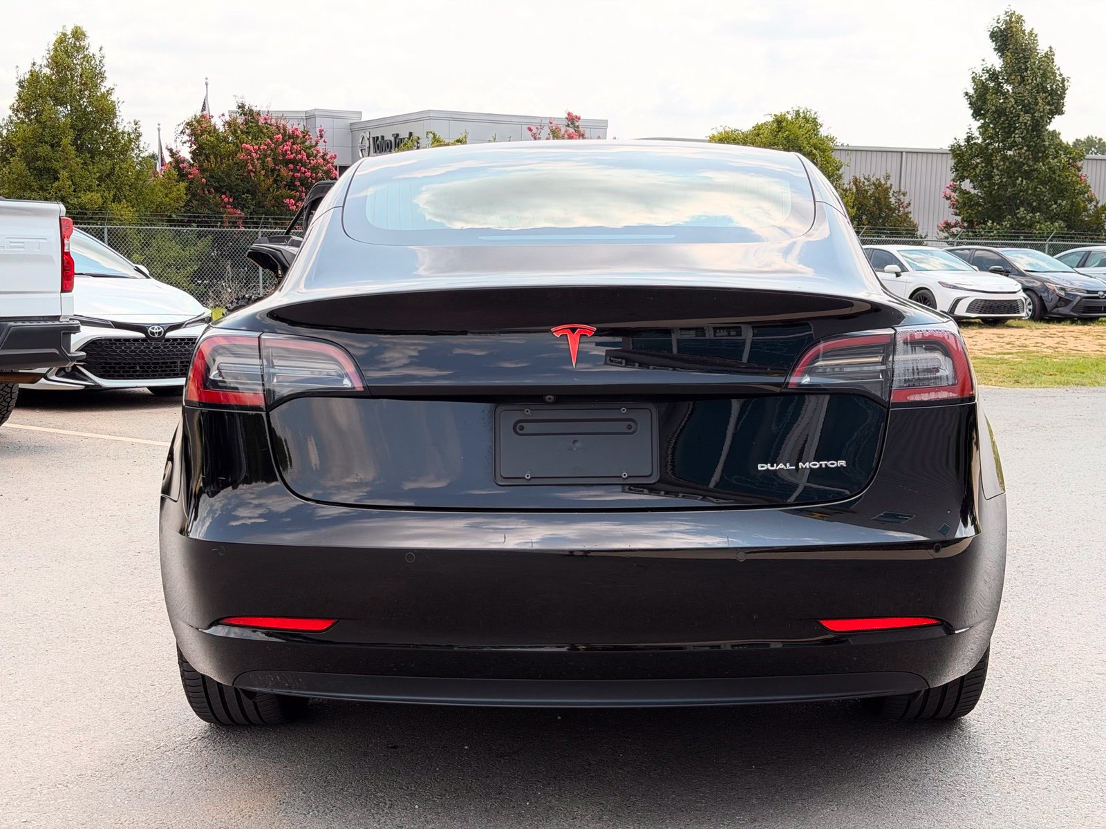 Used 2020 Tesla Model 3 Long Range AWD/4WD image 11