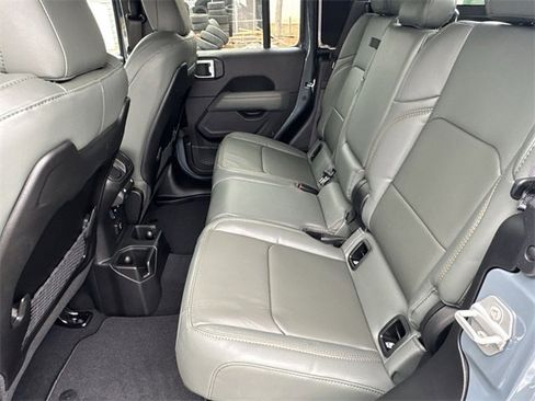 New 2026 Jeep Gladiator Mojave image 20