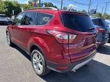 Certified 2018 Ford Escape SE image 4