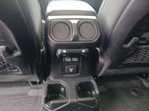 Used 2021 Jeep Gladiator Mojave w/ Cold Weather Group image 23
