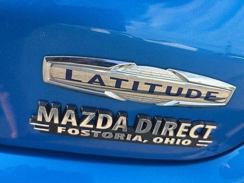Used 2018 Jeep Compass Latitude w/ Popular Equipment Group FWD image 18