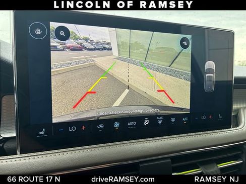 Used 2023 Lincoln Corsair AWD image 19