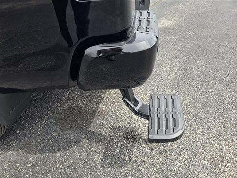New 2026 Nissan Frontier SV AWD/4WD image 11