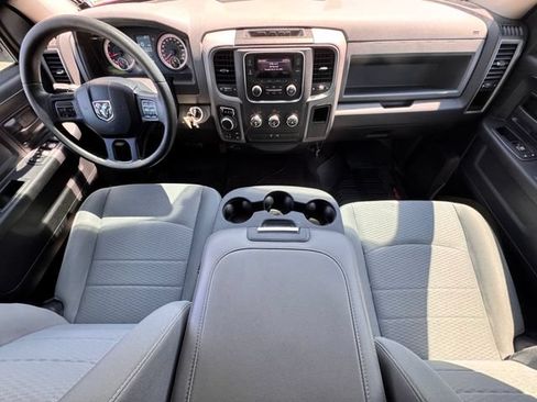 Used 2017 RAM 1500 Express AWD/4WD image 2