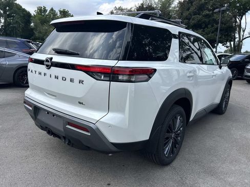 New 2026 Nissan Pathfinder SL w/ SL Premium Package FWD image 7