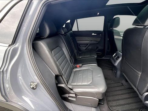 Used 2023 Volkswagen Atlas Cross Sport SEL Premium R-Line AWD/4WD image 38