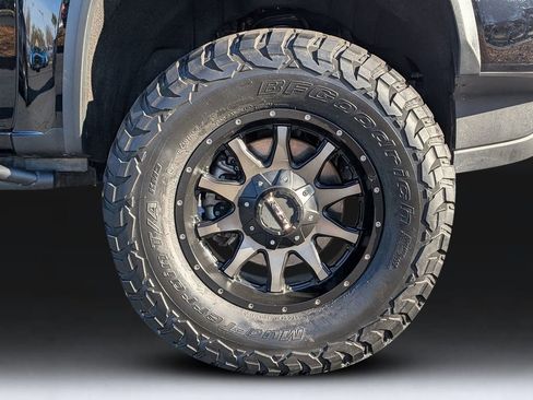 Used 2021 Chevrolet Colorado ZR2 w/ ZR2 Midnight Special Edition image 11