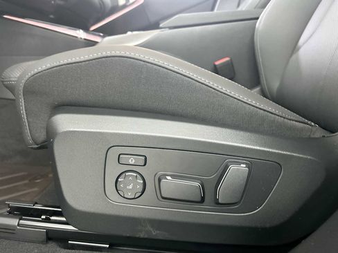 New 2026 BMW X3 xDrive30 w/ Convenience Package image 14