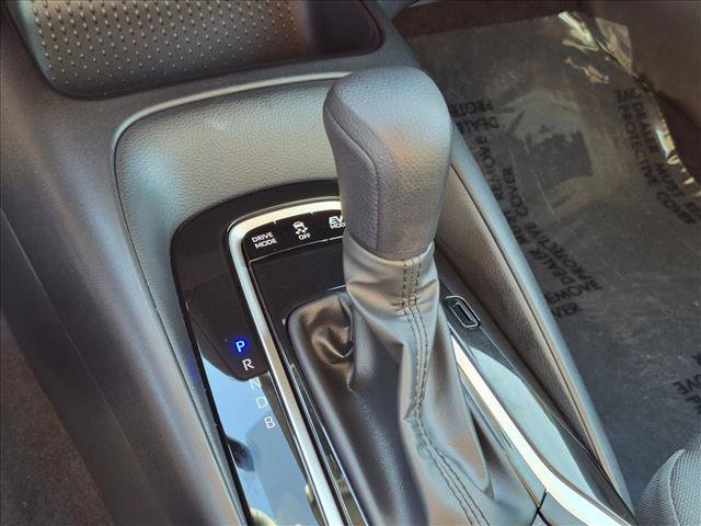 Used 2026 Toyota Corolla LE FWD image 11