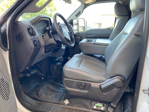 Used 2011 Ford F550 2WD Regular Cab Super Duty w/ Payload Upgrade Pkg image 60