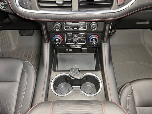 Used 2023 Chevrolet Tahoe RST image 6