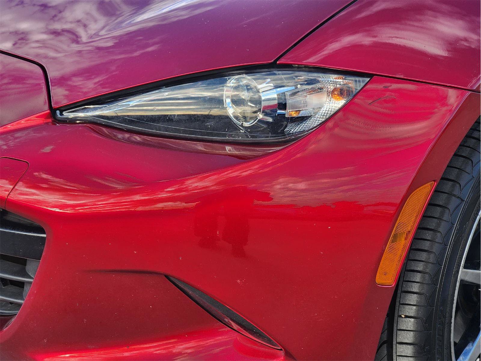 Used 2019 MAZDA MX-5 Miata RF Grand Touring RWD image 8