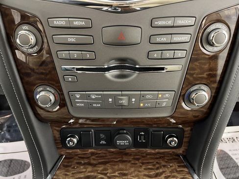 Used 2020 Nissan Armada Platinum w/ Captain's Chairs Package AWD/4WD image 20