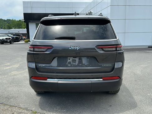 Used 2024 Jeep Grand Cherokee L Laredo w/ Trailer Tow Package image 5