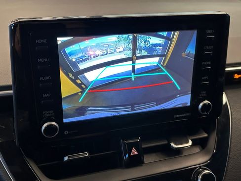 Used 2022 Toyota Corolla SE FWD image 14