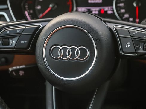 Used 2022 Audi A4 2.0T Premium w/ Convenience Package image 21