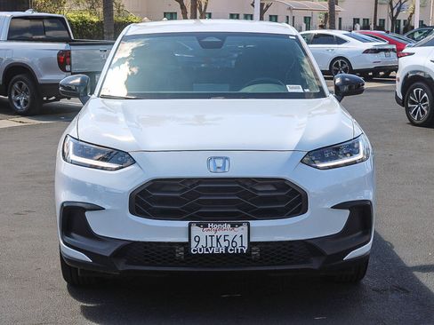 Used 2024 Honda HR-V Sport image 2