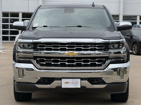Used 2018 Chevrolet Silverado 1500 LTZ w/ Texas Edition AWD/4WD image 7