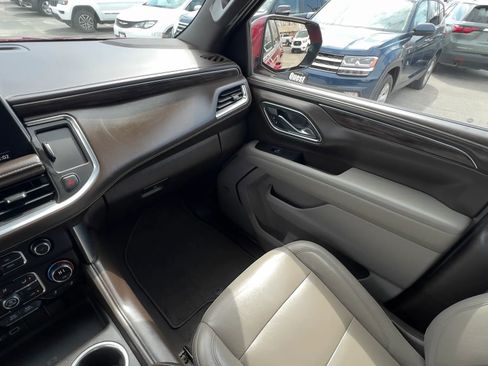 Used 2021 Chevrolet Tahoe LT w/ LT Signature Package image 35