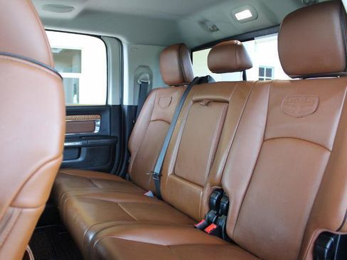 Used 2018 RAM 2500 Longhorn w/ Convenience Group AWD/4WD image 39