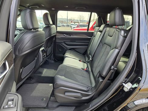 New 2026 Jeep Grand Cherokee L 4WD image 26